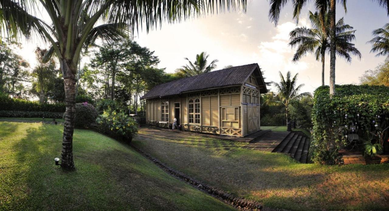 Mesastila Resort And Spa Magelang Extérieur photo